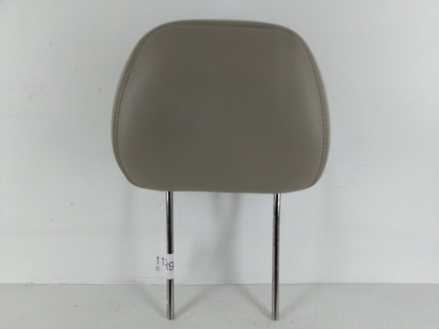 2007-2009 Chrysler Aspen Headrest Head Rest Front Driver Passenger Seat Fits Fits 2007 2008 2009 OEM Used Auto Parts - Oemus