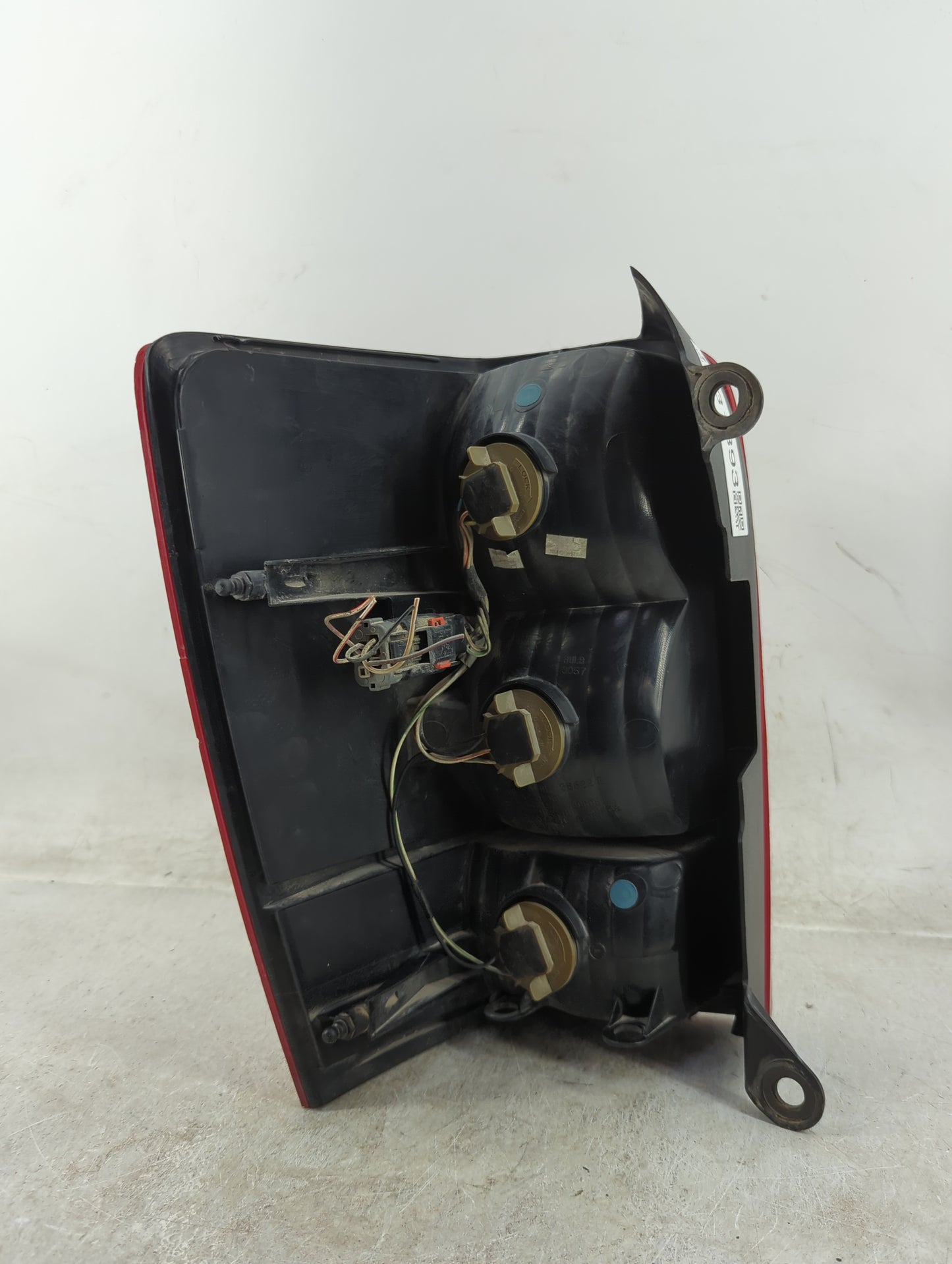 2007-2009 Chrysler Aspen Tail Light Assembly Passenger Right OEM Fits Fits 2007 2008 2009 OEM Used Auto Parts - Oemusedautop