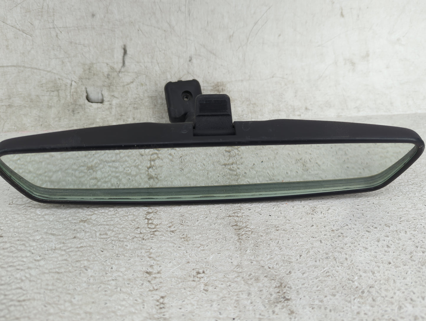 2007-2009 Chrysler Aspen Interior Rear View Mirror Replacement OEM P/N:E8011083 Fits OEM Used Auto Parts - Oemusedautoparts1