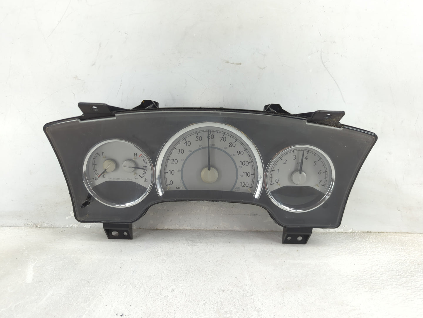 2007-2008 Chrysler Aspen Instrument Cluster Speedometer Gauges P/N:P68023113AB Fits Fits 2007 2008 OEM Used Auto Parts - Oem