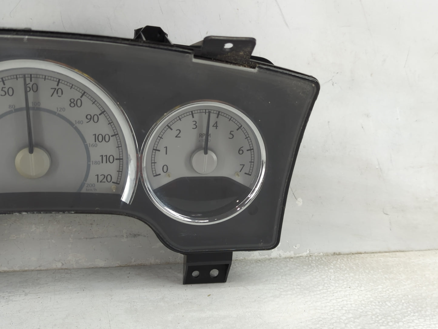 2008 Chrysler Aspen Instrument Cluster Speedometer Gauges Fits OEM Used Auto Parts - Oemusedautoparts1.com
