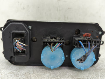 2008 Chrysler Aspen Climate Control Module Temperature AC/Heater Replacement P/N:P55057280AE 58024H Fits OEM Used Auto Parts