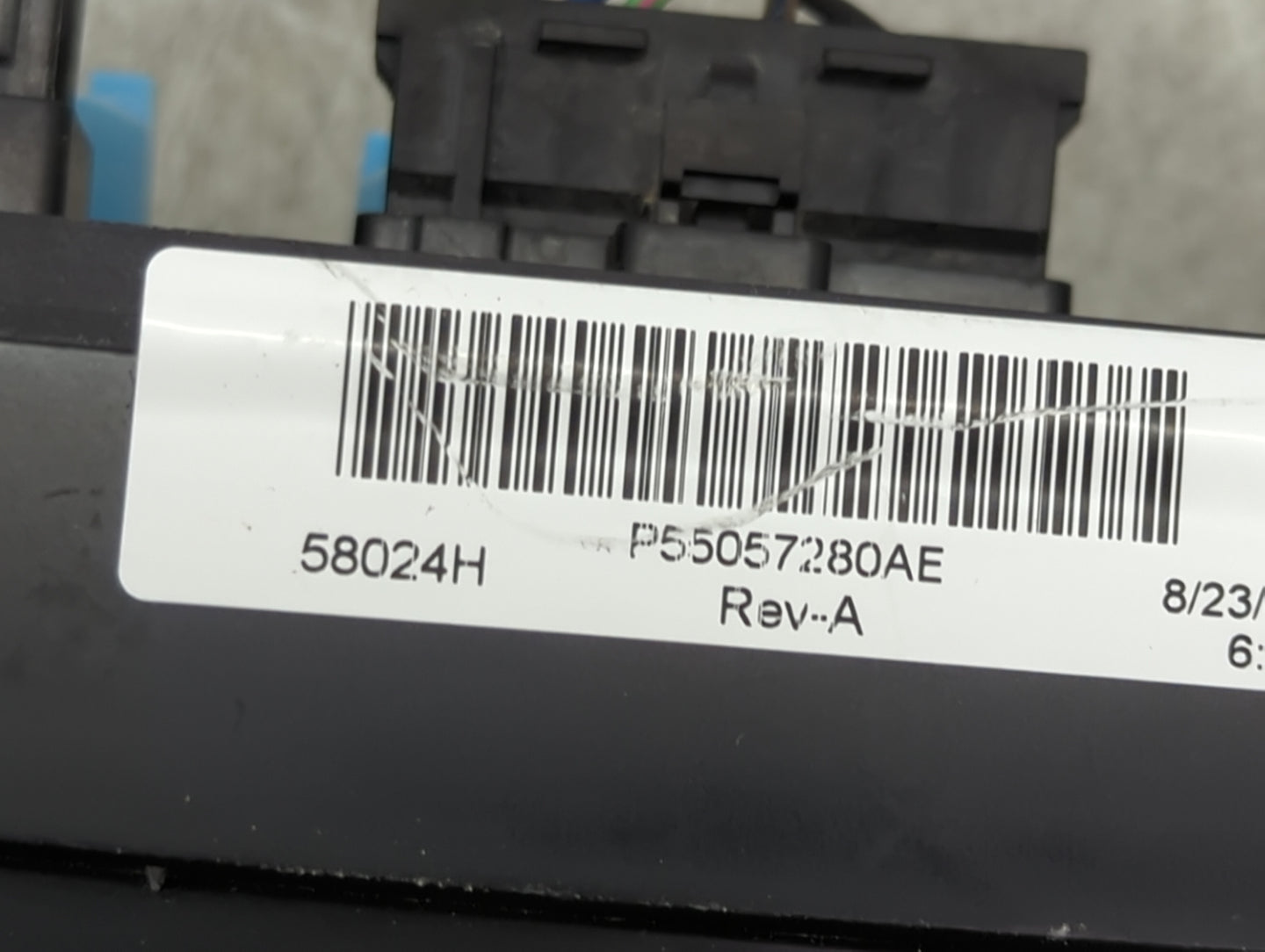 2008 Chrysler Aspen Climate Control Module Temperature AC/Heater Replacement P/N:P55057280AE 58024H Fits OEM Used Auto Parts