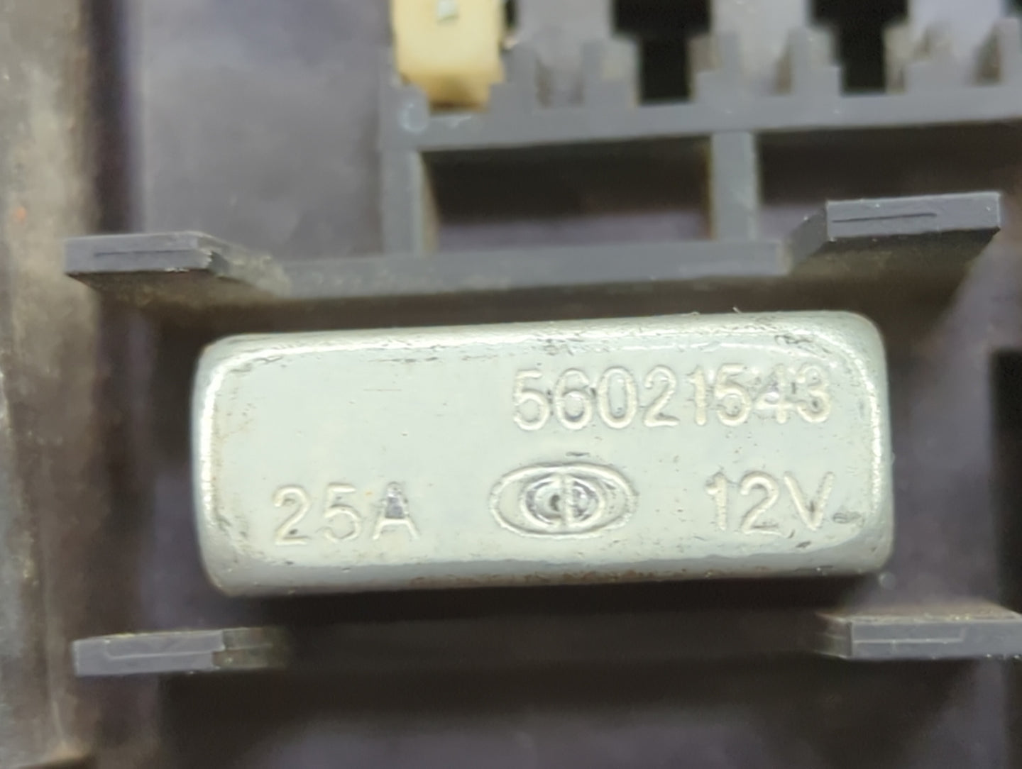 2008-2008 Chrysler Aspen Multifunction Control Module 56021543 - Oemusedautoparts1.com