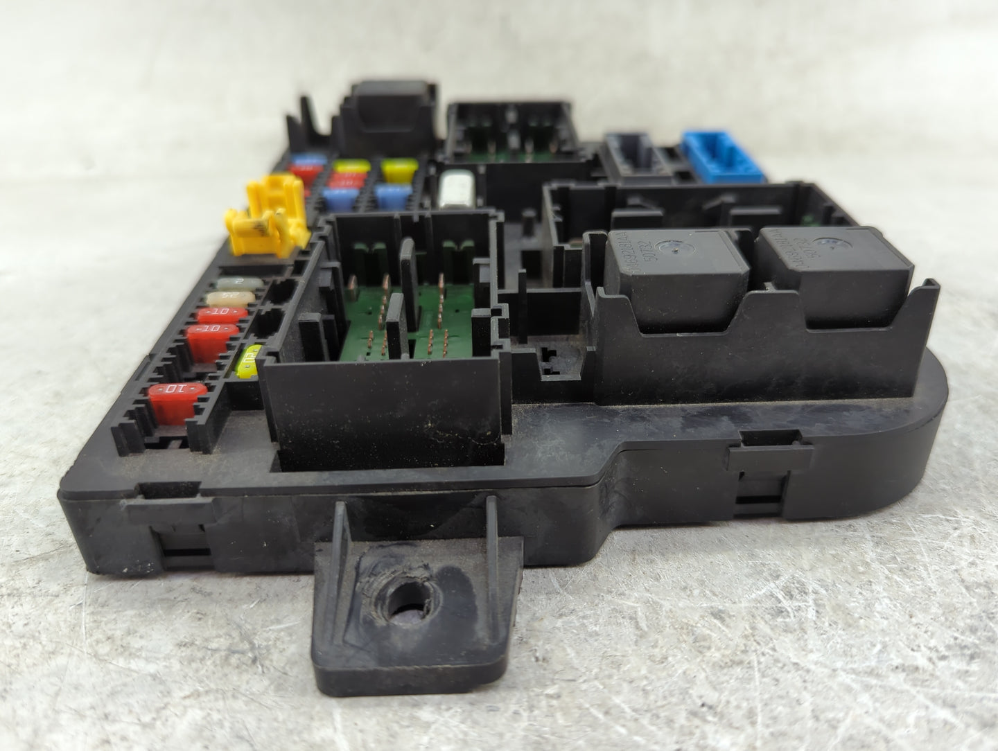 2008-2008 Chrysler Aspen Multifunction Control Module 56021543 - Oemusedautoparts1.com