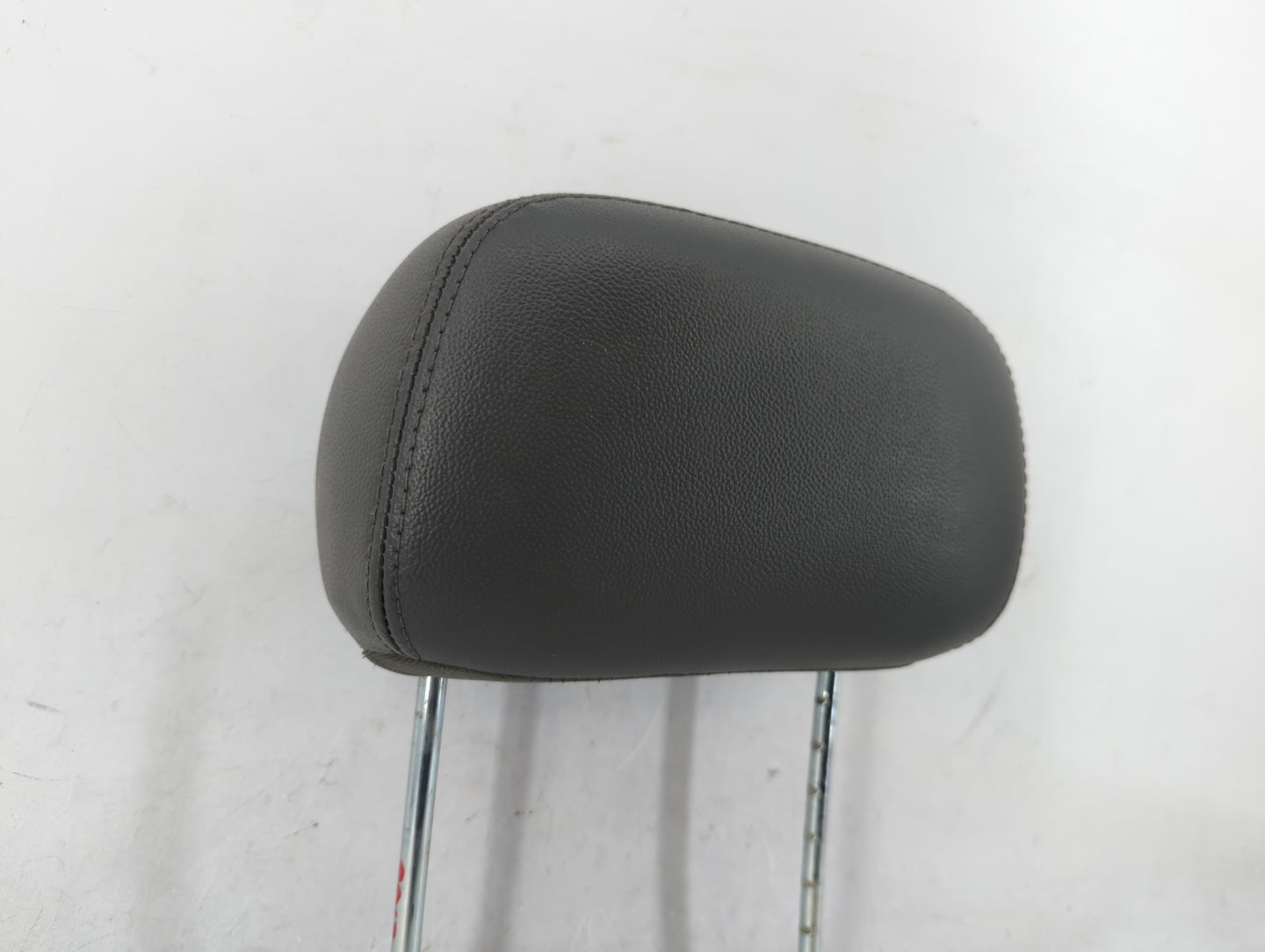 2007-2009 Chrysler Aspen Headrest Head Rest Front Driver Passenger Seat Fits Fits 2007 2008 2009 OEM Used Auto Parts - Oemus