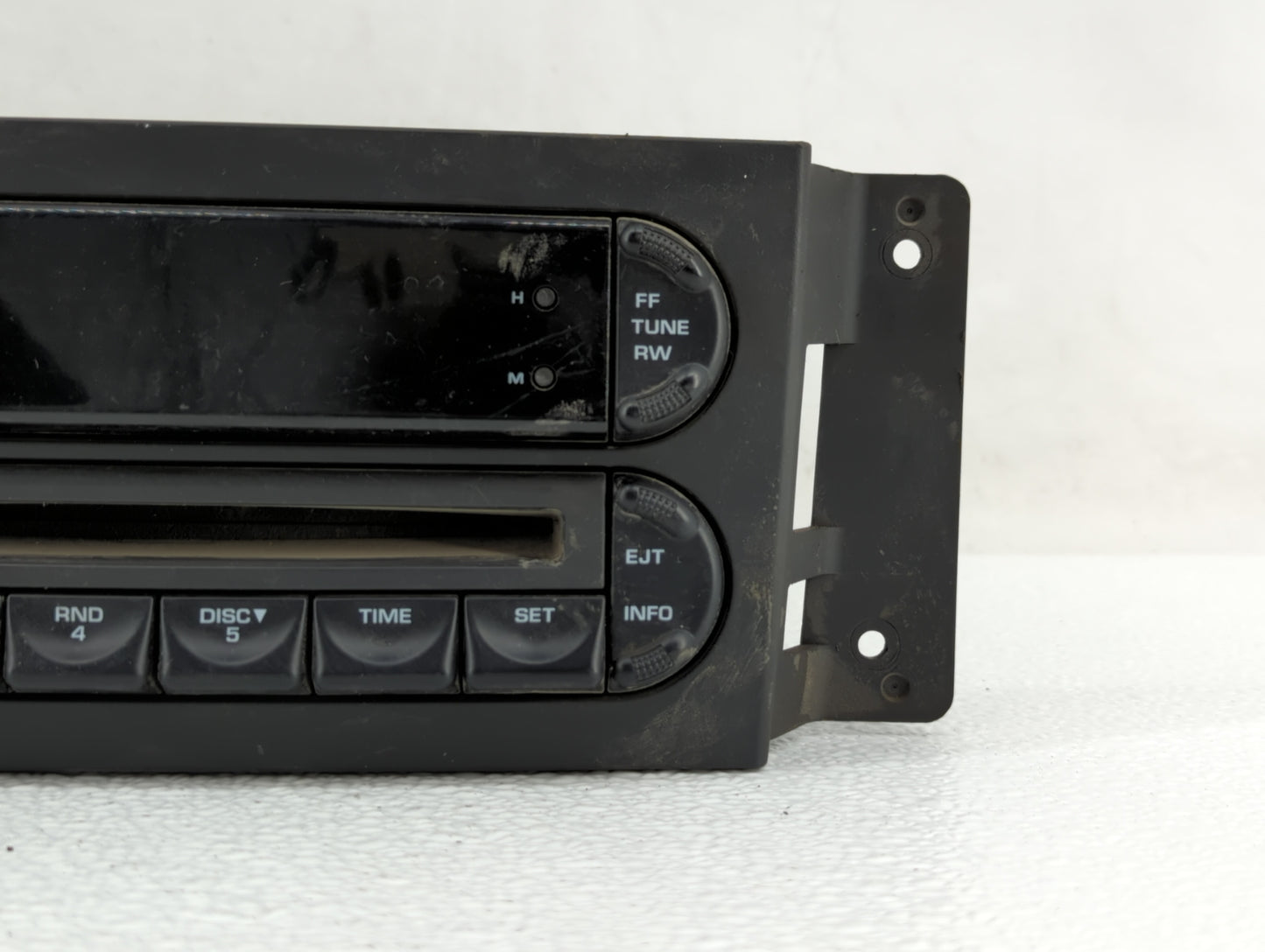 2004-2008 Chrysler Pacifica Radio AM FM Cd Player Receiver Replacement P/N:P05094564AB P05094564AD Fits OEM Used Auto Parts 