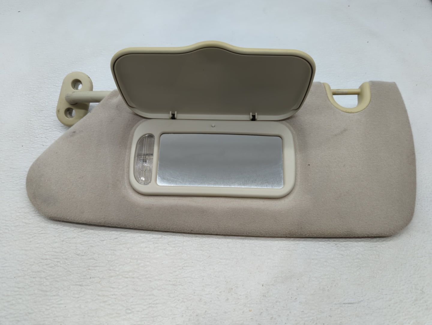 2008 Chrysler Pacifica Sun Visor Shade Replacement Driver Left Mirror Fits OEM Used Auto Parts - Oemusedautoparts1.com