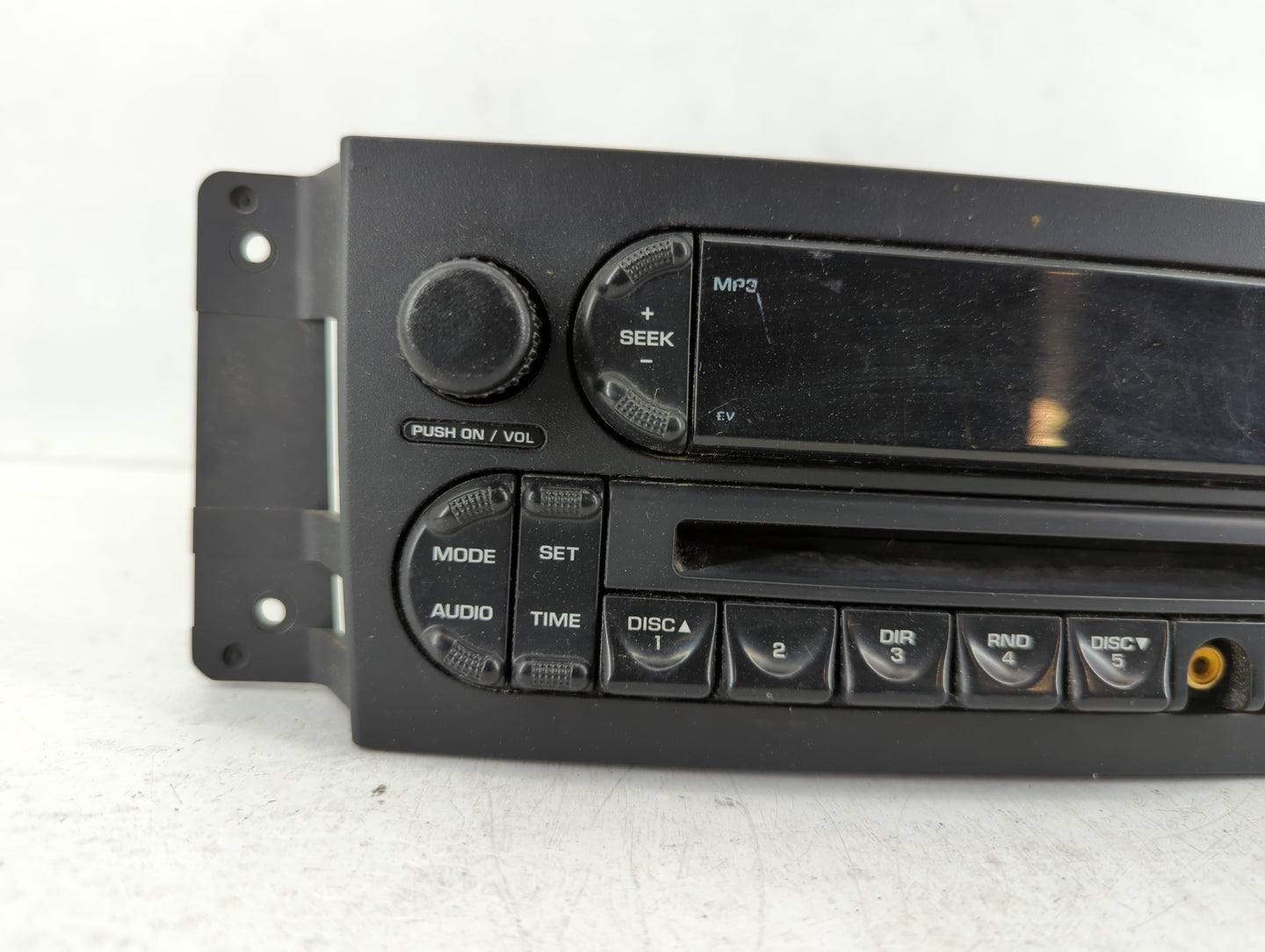 2007-2008 Chrysler Pacifica Radio AM FM Cd Player Receiver Replacement P/N:P05064084AD Fits Fits 2007 2008 OEM Used Auto Par