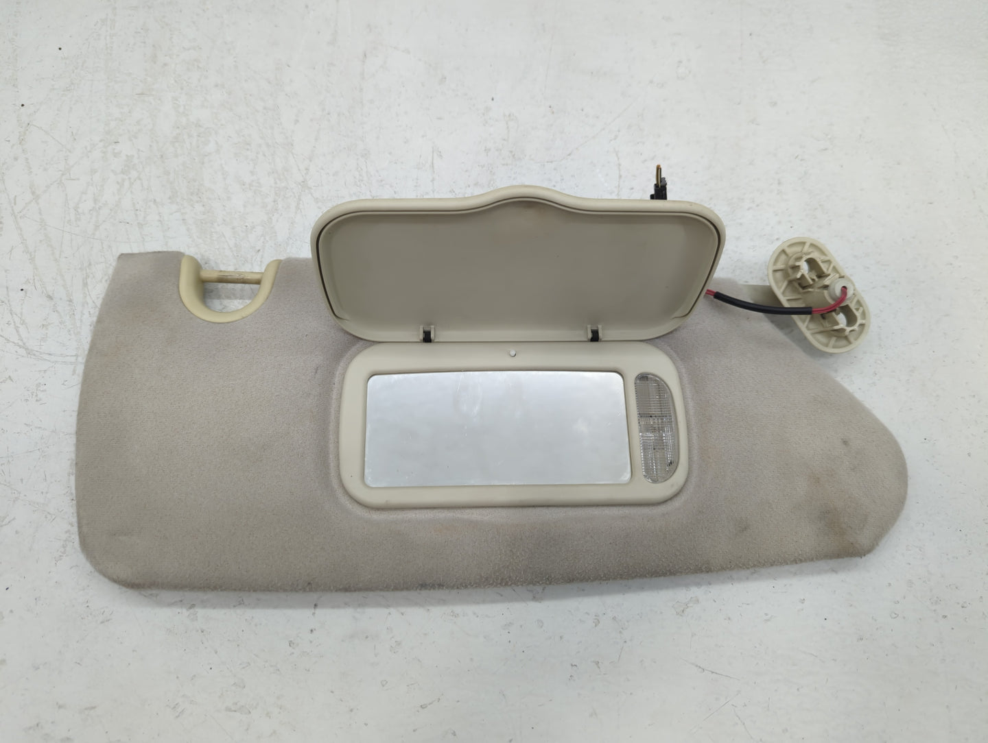2008 Chrysler Pacifica Sun Visor Shade Replacement Passenger Right Mirror Fits OEM Used Auto Parts - Oemusedautoparts1.com