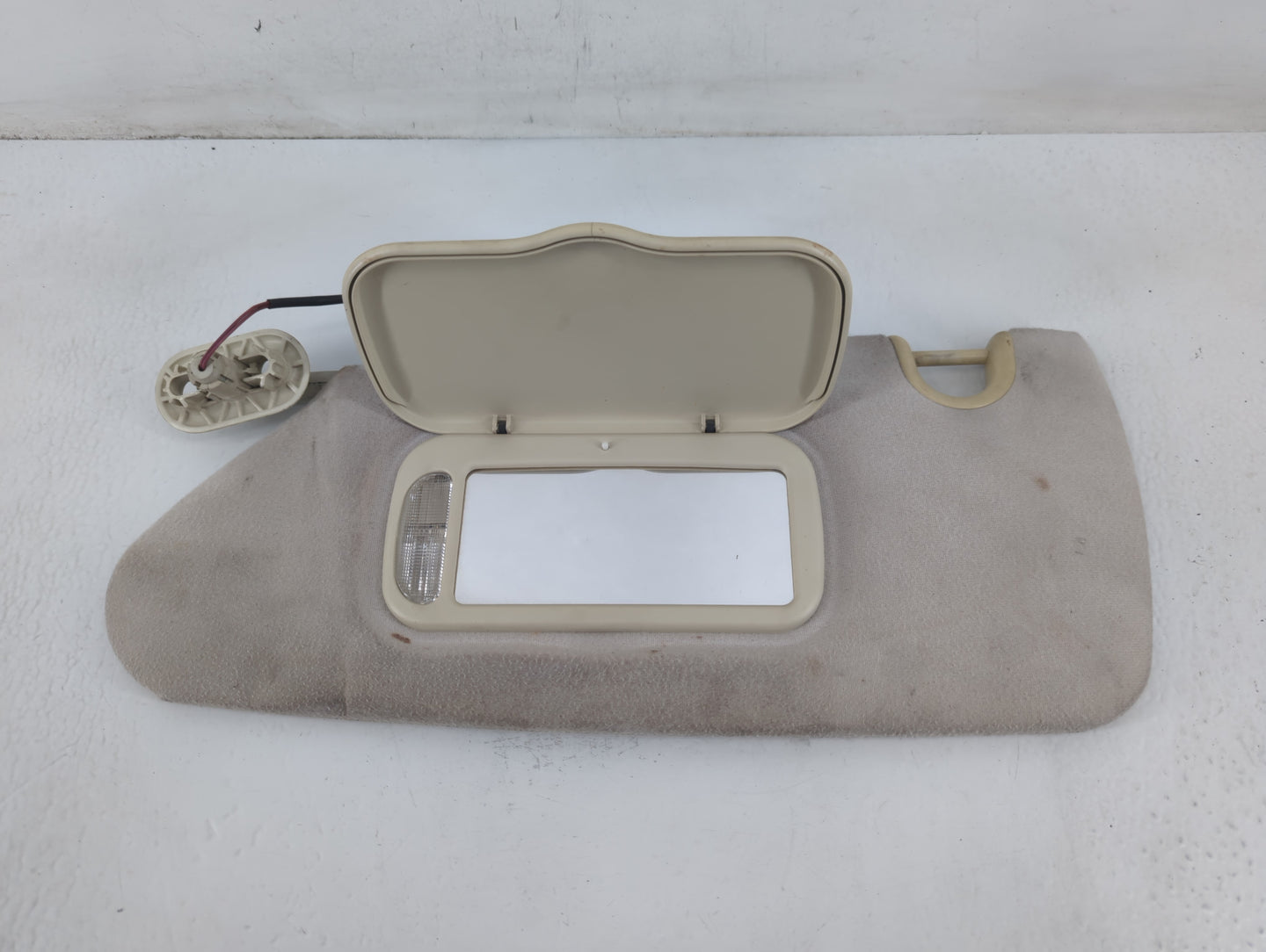 2008 Chrysler Pacifica Sun Visor Shade Replacement Driver Left Mirror Fits OEM Used Auto Parts - Oemusedautoparts1.com
