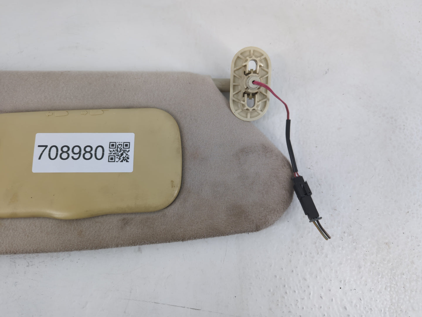 2008 Chrysler Pacifica Sun Visor Shade Replacement Passenger Right Mirror Fits OEM Used Auto Parts - Oemusedautoparts1.com