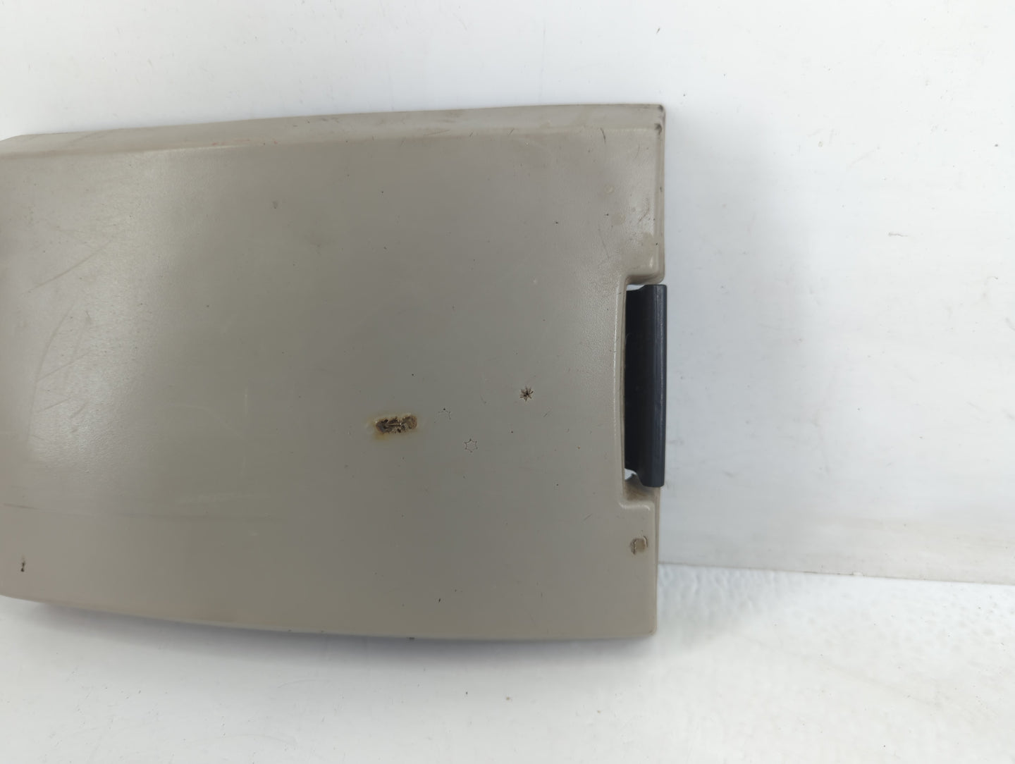 2008 Chrysler Pacifica Center Console Armrest Cover Lid Fits OEM Used Auto Parts - Oemusedautoparts1.com