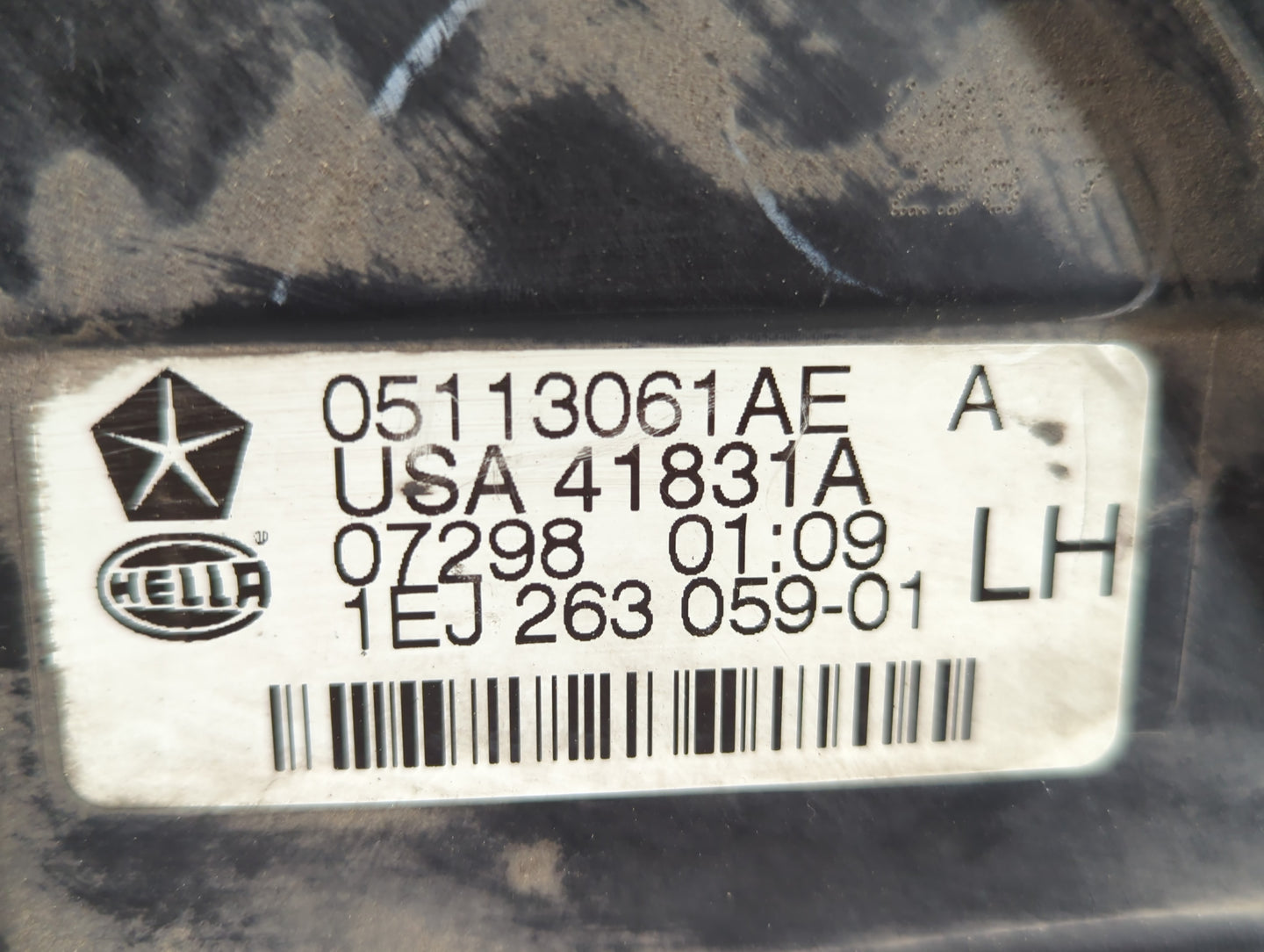 2007-2008 Chrysler Pacifica Driver Left Oem Head Light Headlight Lamp - Oemusedautoparts1.com