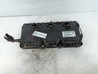 compare product 2008 Chrysler Pacifica Driver Left Cylinder Head Valve Cover P/N:P04892484AA Fits OEM Used Auto Parts