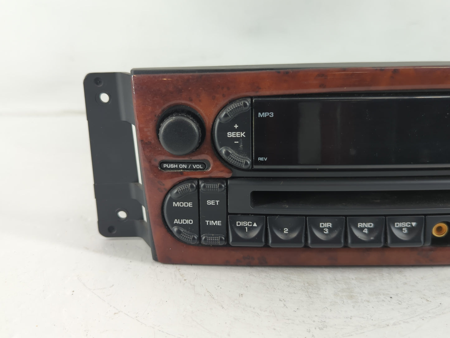 2007-2008 Chrysler Pacifica Radio AM FM Cd Player Receiver Replacement P/N:P05064084AD Fits Fits 2007 2008 OEM Used Auto Par