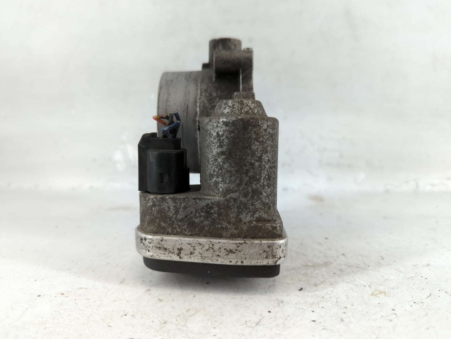 2007-2008 Chrysler Pacifica Throttle Body P/N:0486 1691 AA A2C53099253 Fits Fits 2006 2007 2008 2009 2010 2011 OEM Used Auto