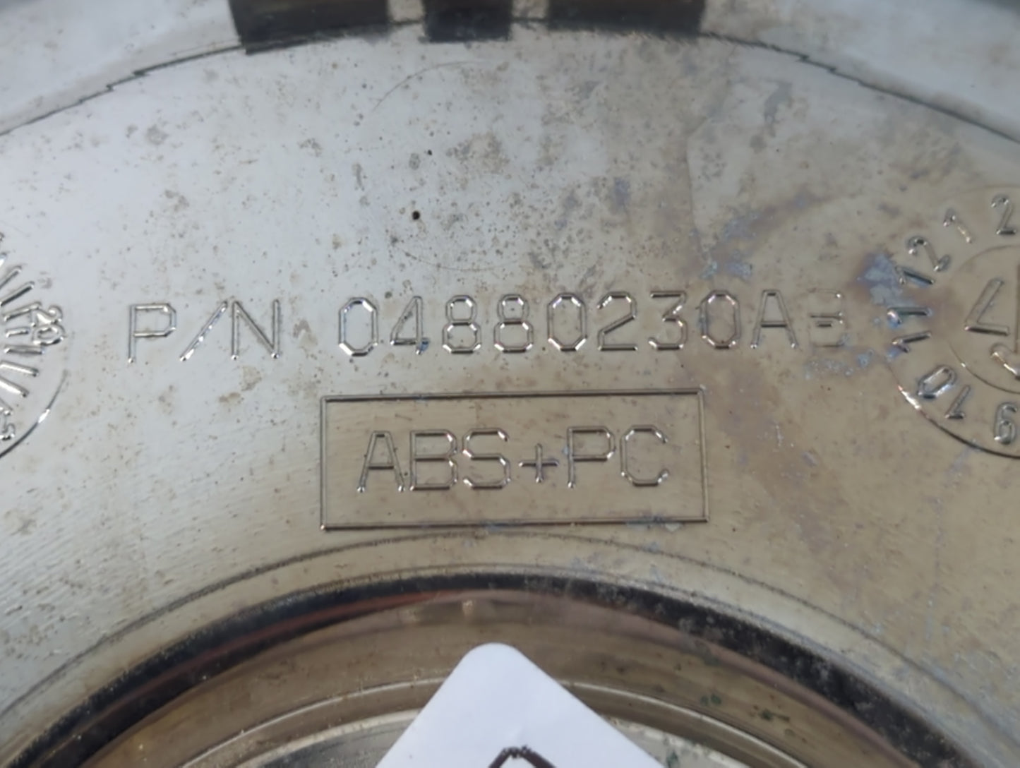 2008 Chrysler Pacifica Rim Wheel Center Cap - Oemusedautoparts1.com