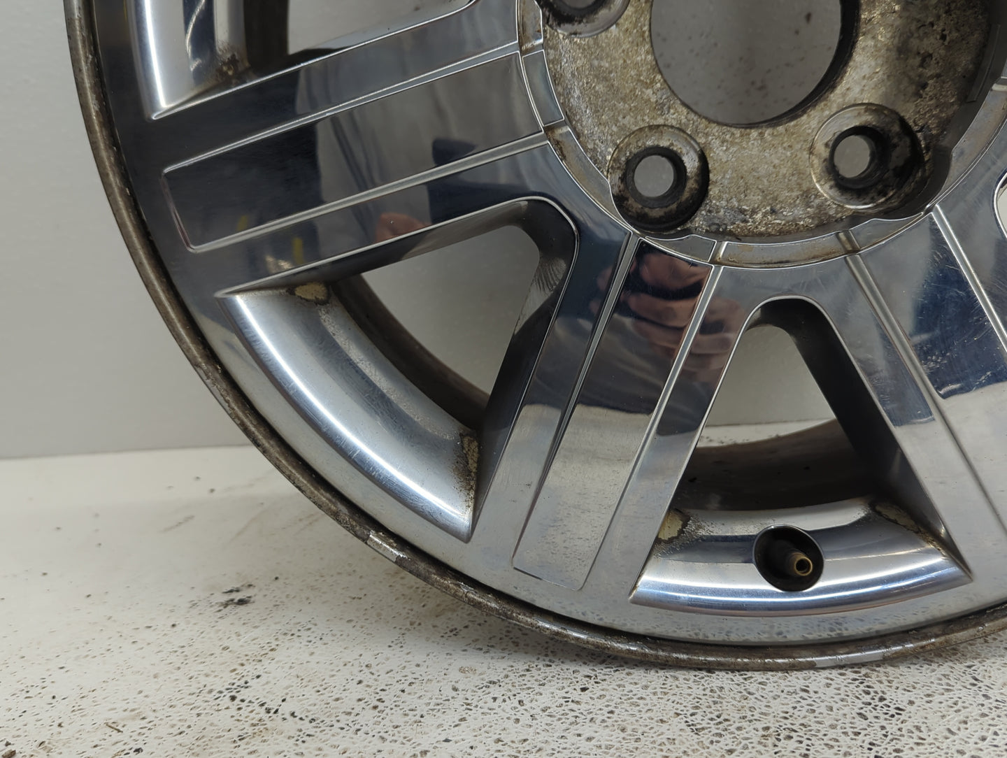 2004-2008 Chrysler Pacifica Oem Wheel Rim 900280 - Oemusedautoparts1.com