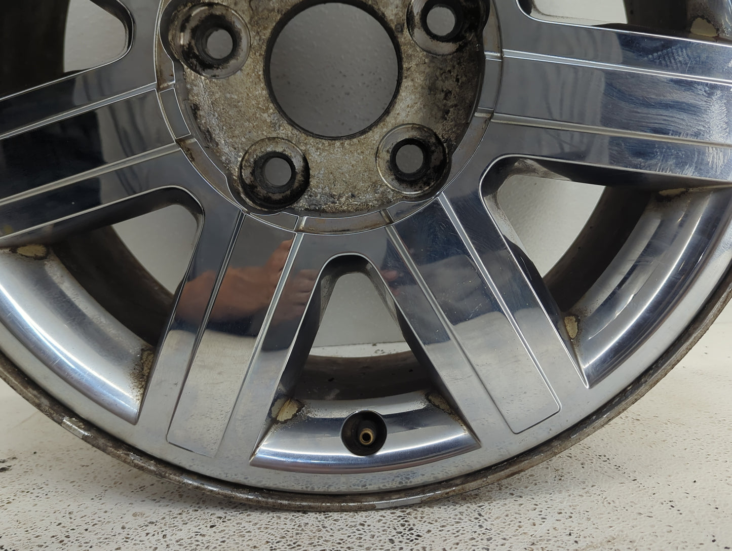 2004-2008 Chrysler Pacifica Oem Wheel Rim 900280 - Oemusedautoparts1.com