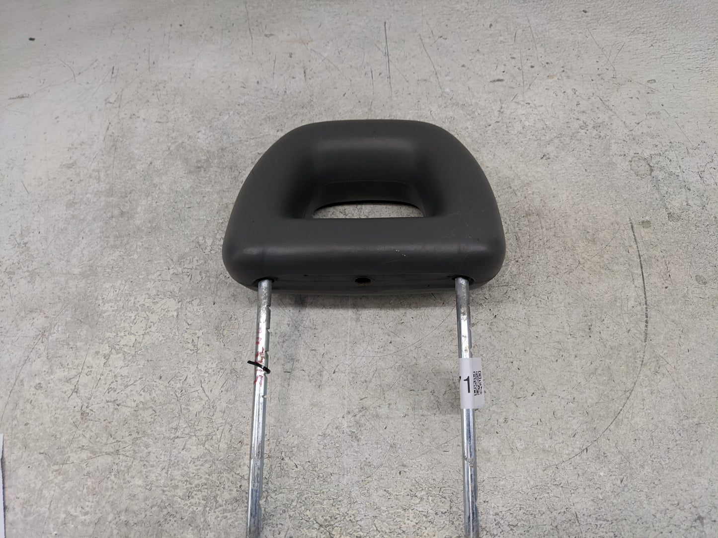 2007 Chrysler Pt Cruiser Headrest Head Rest Front Driver Passenger Seat - Oemusedautoparts1.com