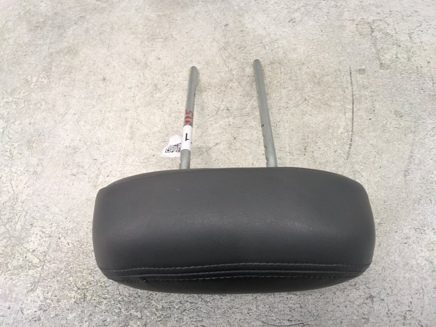 2007-2010 Chrysler Pt Cruiser Headrest Head Rest Rear Center Seat Fits Fits 2007 2008 2009 2010 OEM Used Auto Parts - Oemuse