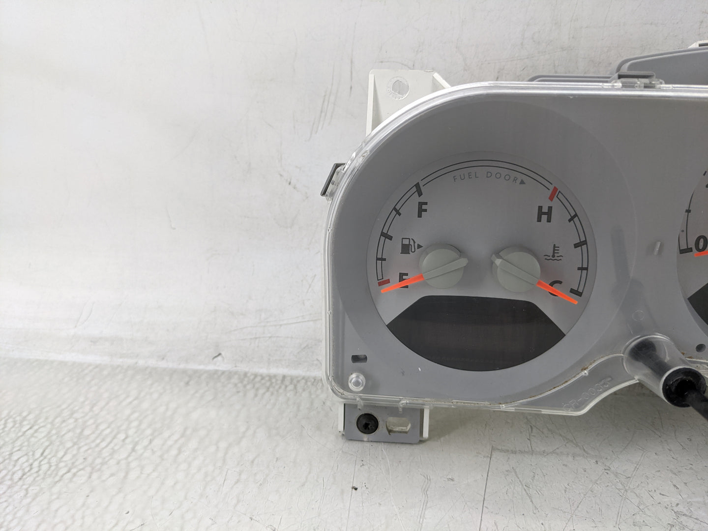 2006-2008 Chrysler Pt Cruiser Instrument Cluster Speedometer Gauges P/N:05172357AB Fits Fits 2006 2007 2008 OEM Used Auto Pa