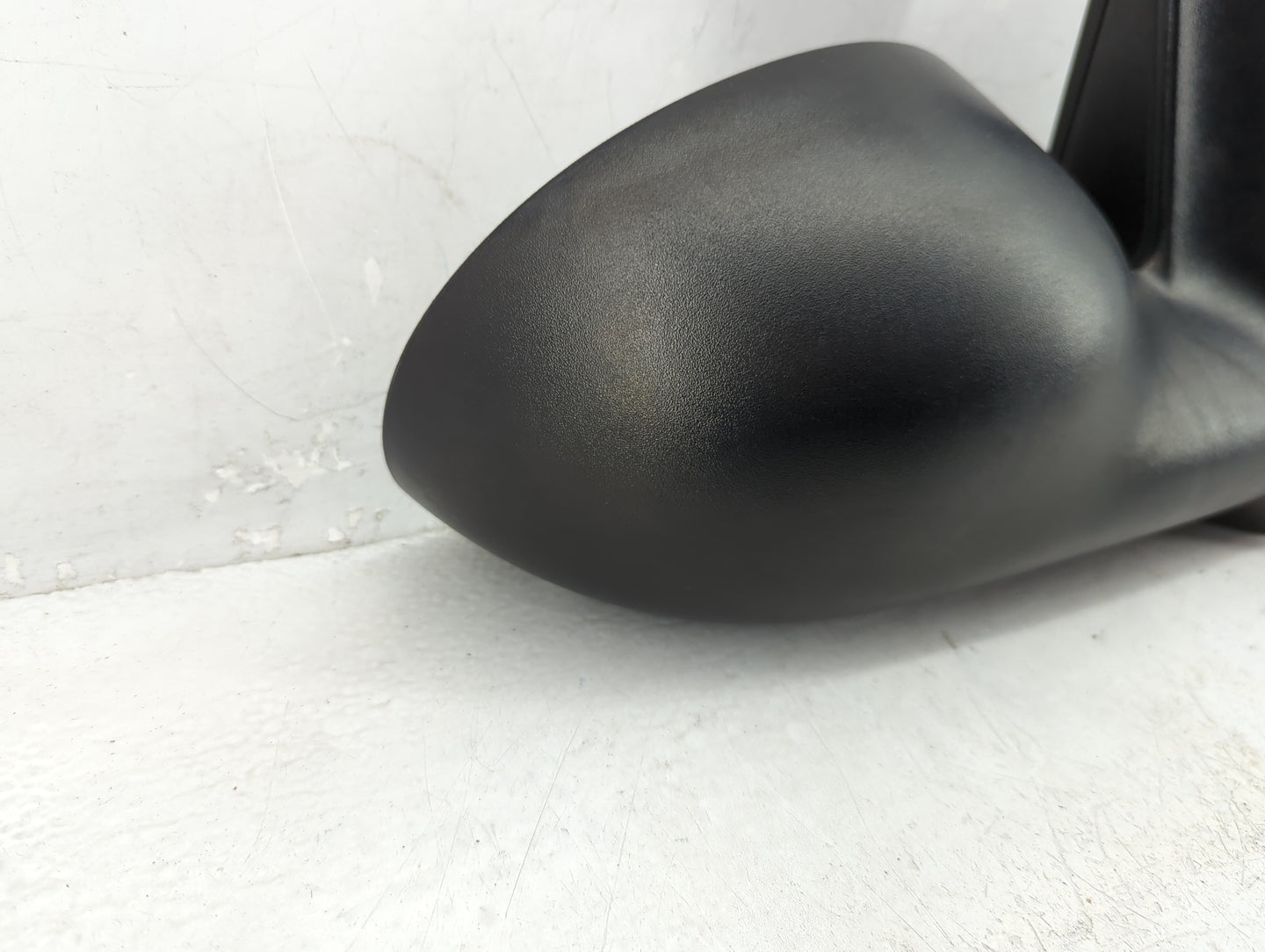2007-2008 Chrysler Pt Cruiser Passenger Side View Mirror - Right Door Mirror OEM Used - Oemusedautoparts1.com