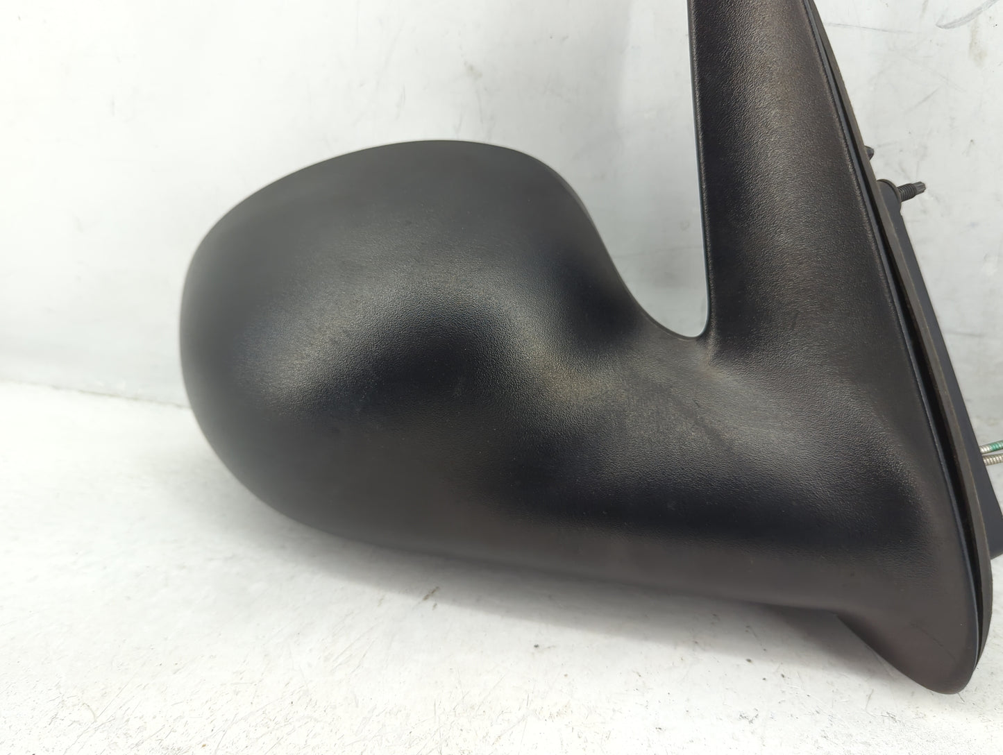2007-2008 Chrysler Pt Cruiser Passenger Side View Mirror - Right Door Mirror OEM Used - Oemusedautoparts1.com