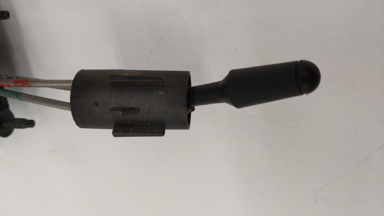 2007 Chrysler Pt Cruiser Passenger Right Side View Manual Door Mirror - Oemusedautoparts1.com