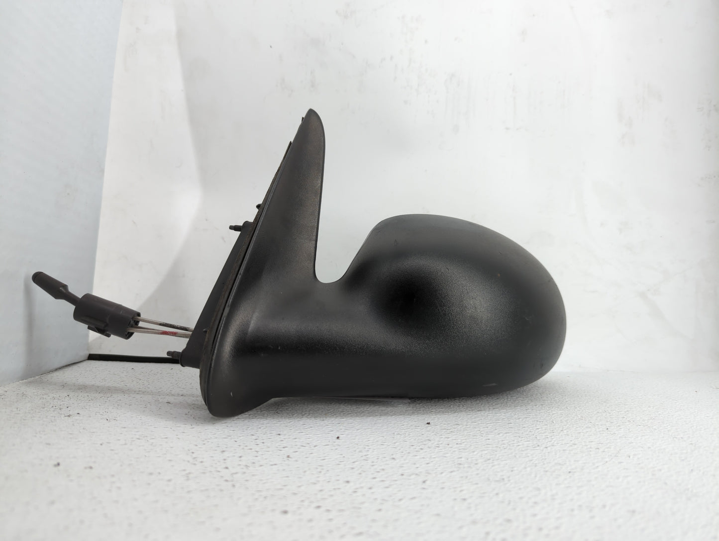 2007-2008 Chrysler Pt Cruiser Side Mirror Replacement Driver Left View Door Mirror P/N:05067451AD 05067451AB Fits Fits 2007 