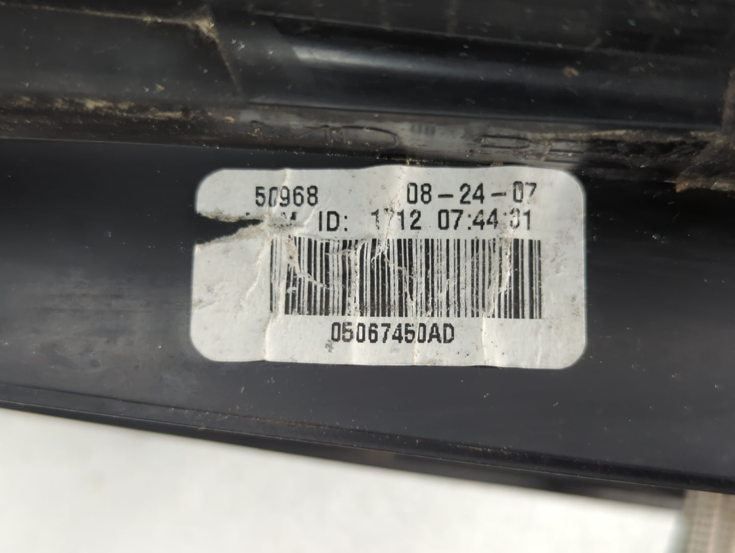 2007-2008 Chrysler Pt Cruiser Driver Side View Mirror - Left Door Mirror OEM Used - Oemusedautoparts1.com