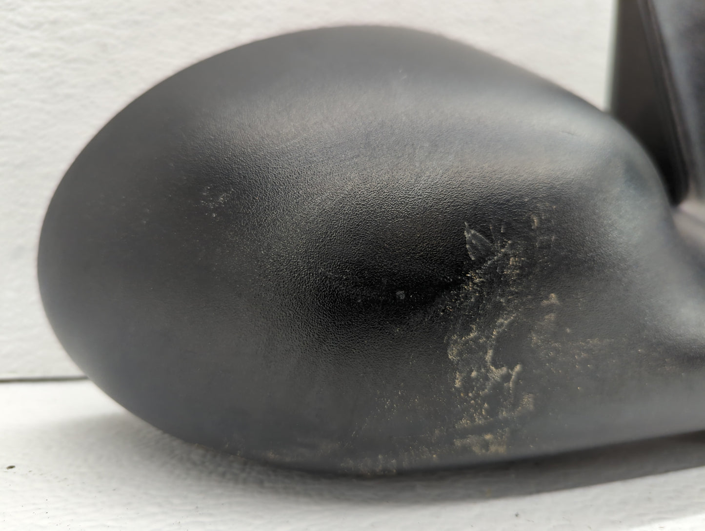 2007-2008 Chrysler Pt Cruiser Passenger Side View Mirror - Right Door Mirror OEM Used - Oemusedautoparts1.com