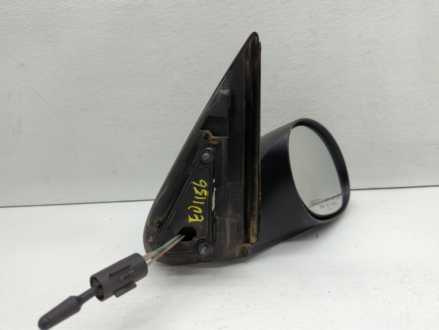 2007-2008 Chrysler Pt Cruiser Passenger Side View Mirror - Right Door Mirror OEM Used - Oemusedautoparts1.com
