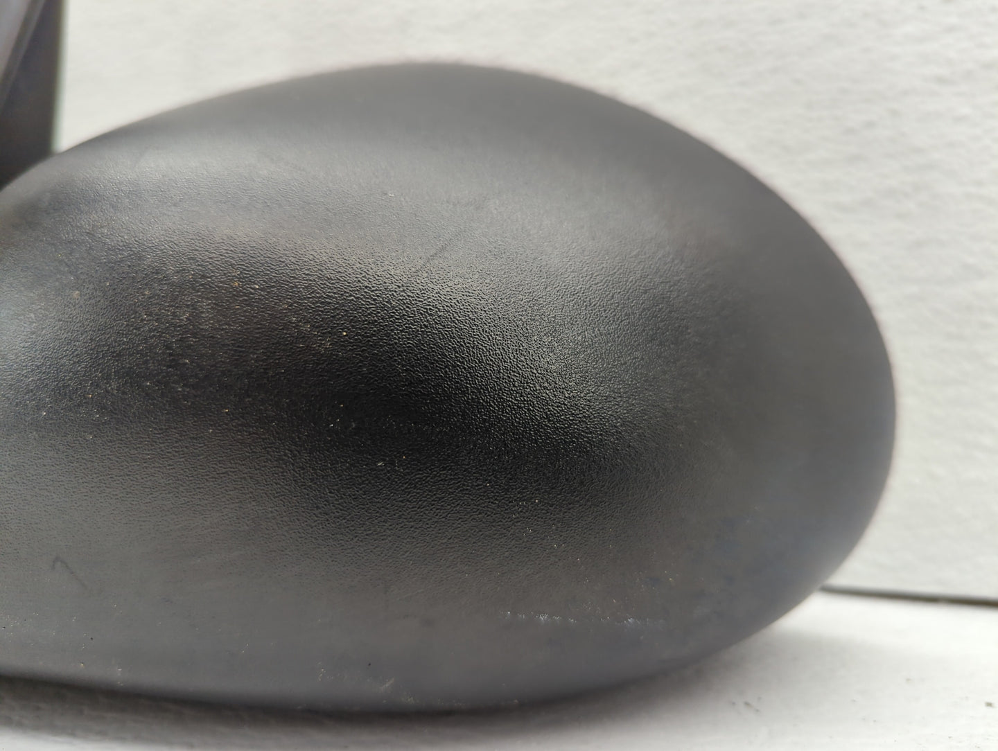 2007-2008 Chrysler Pt Cruiser Driver Side View Mirror - Left Door Mirror OEM Used - Oemusedautoparts1.com