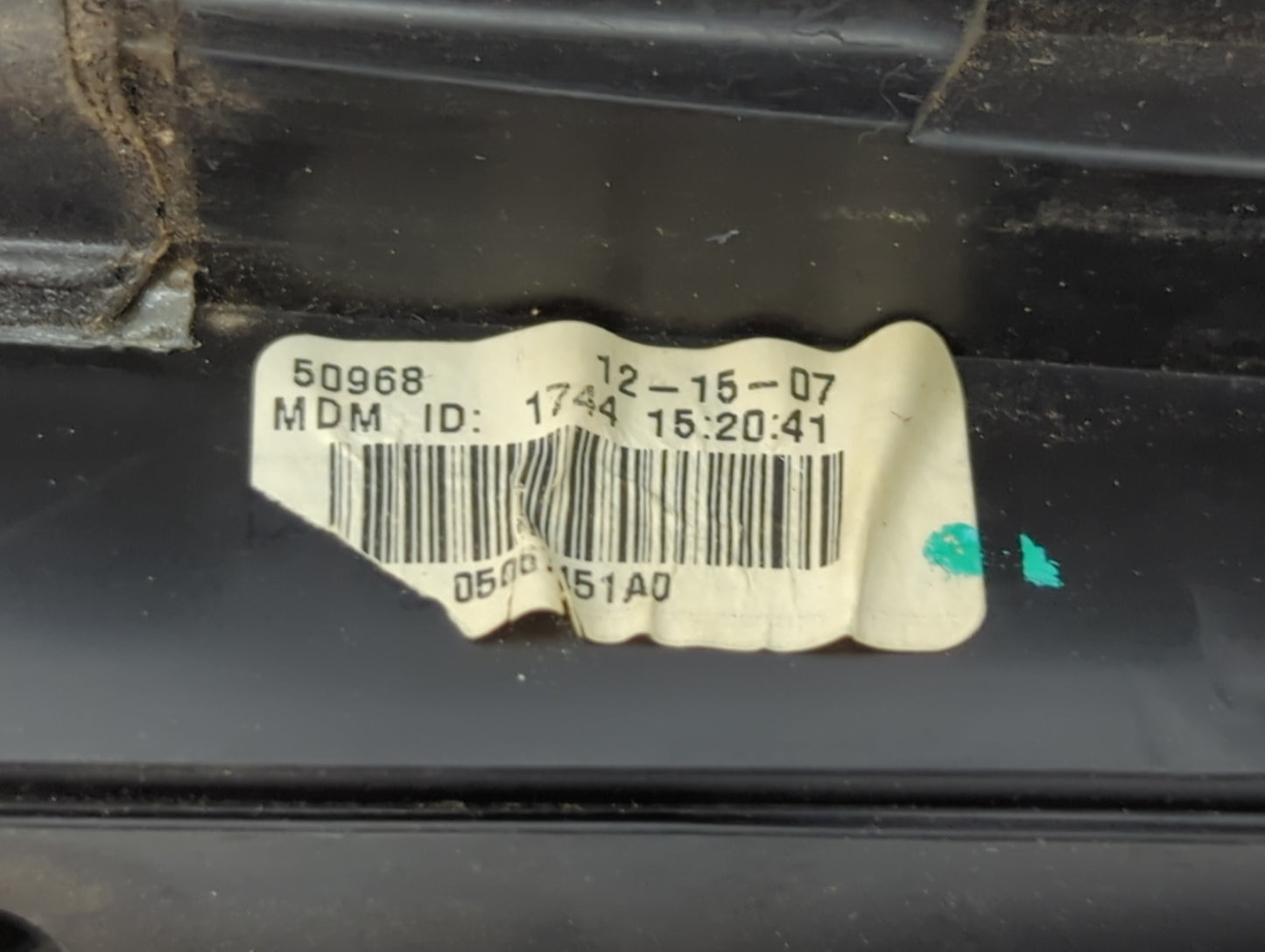 2007-2008 Chrysler Pt Cruiser Driver Side View Mirror - Left Door Mirror OEM Used - Oemusedautoparts1.com