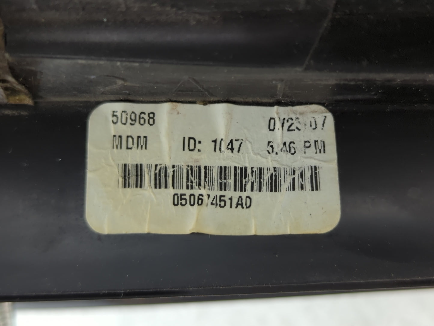 2007-2008 Chrysler Pt Cruiser Driver Side View Mirror - Left Door Mirror OEM Used - Oemusedautoparts1.com