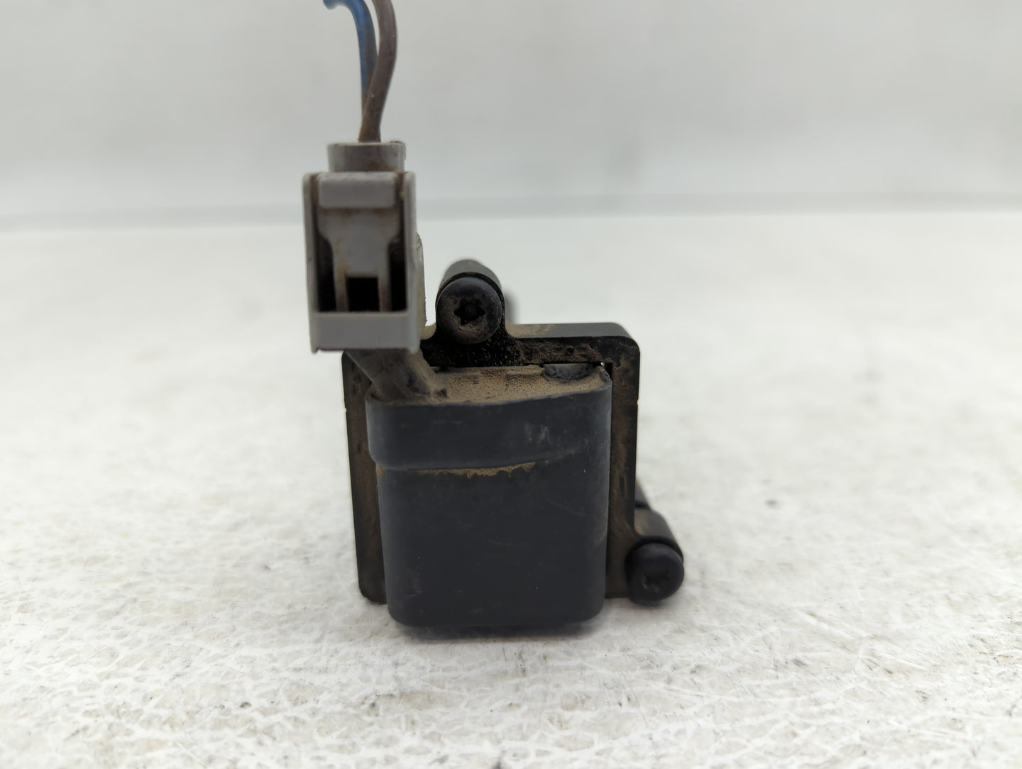 2004-2010 Chrysler Pt Cruiser Ignition Coil Igniter Pack - Oemusedautoparts1.com