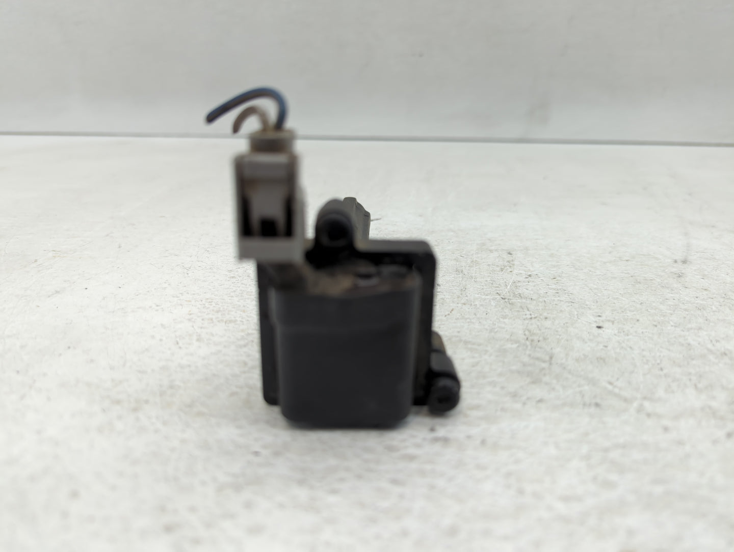 2004-2010 Chrysler Pt Cruiser Ignition Coil Igniter Pack - Oemusedautoparts1.com