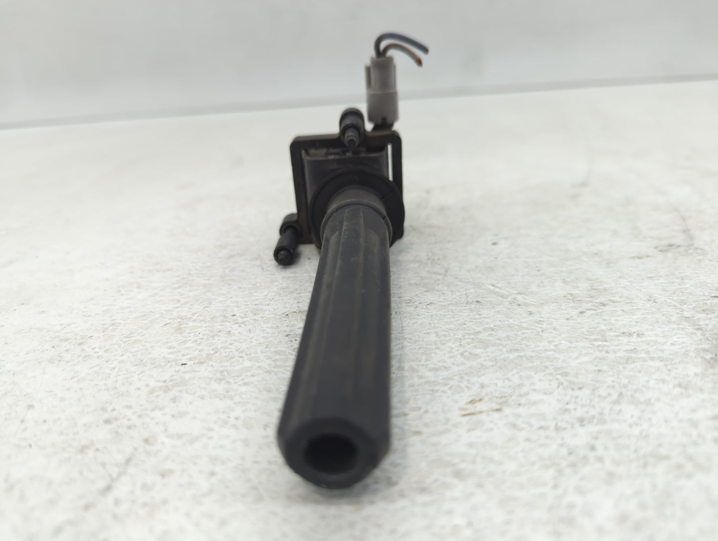 2004-2010 Chrysler Pt Cruiser Ignition Coil Igniter Pack - Oemusedautoparts1.com