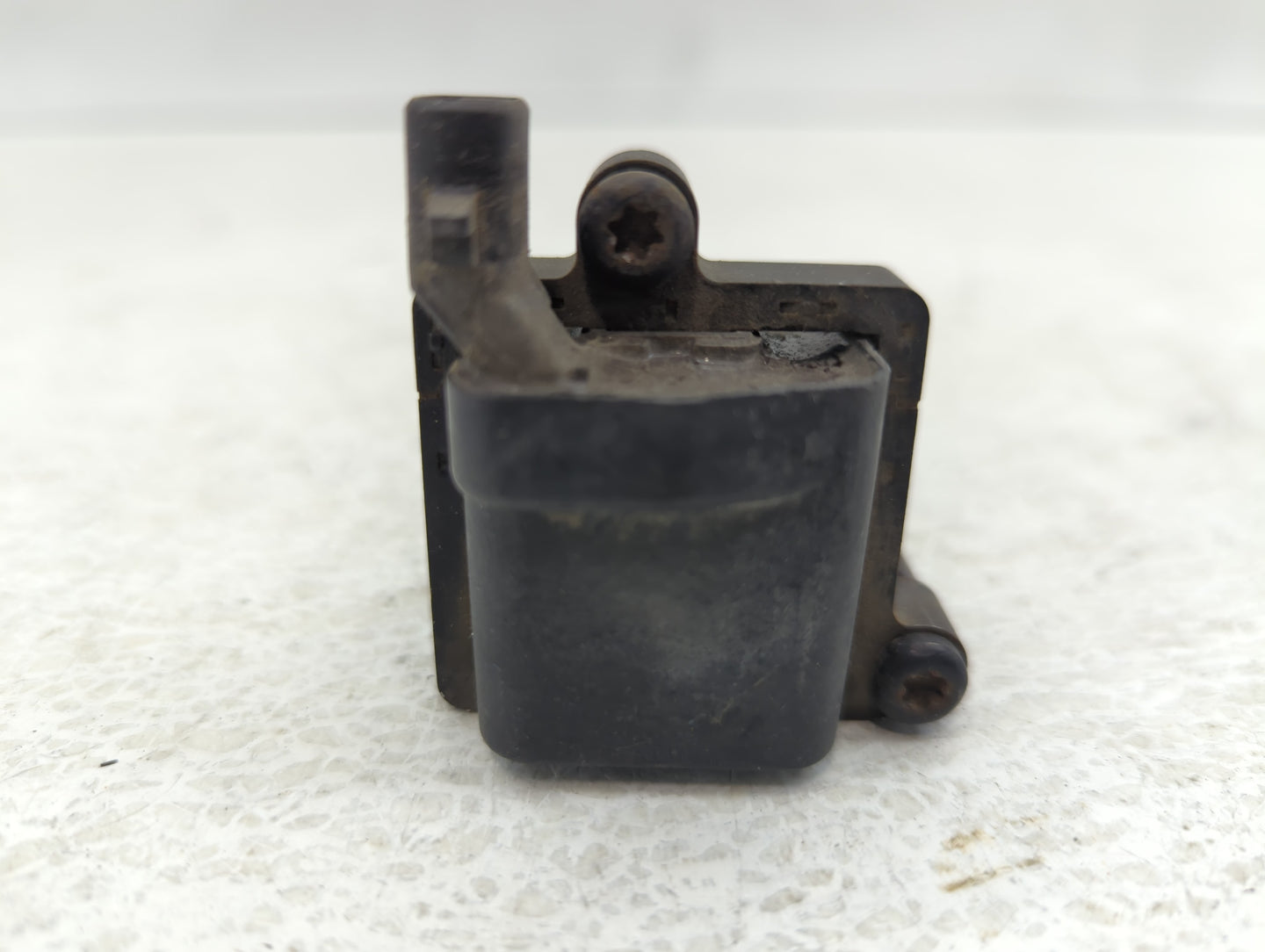 2004-2010 Chrysler Pt Cruiser Ignition Coil Igniter Pack - Oemusedautoparts1.com