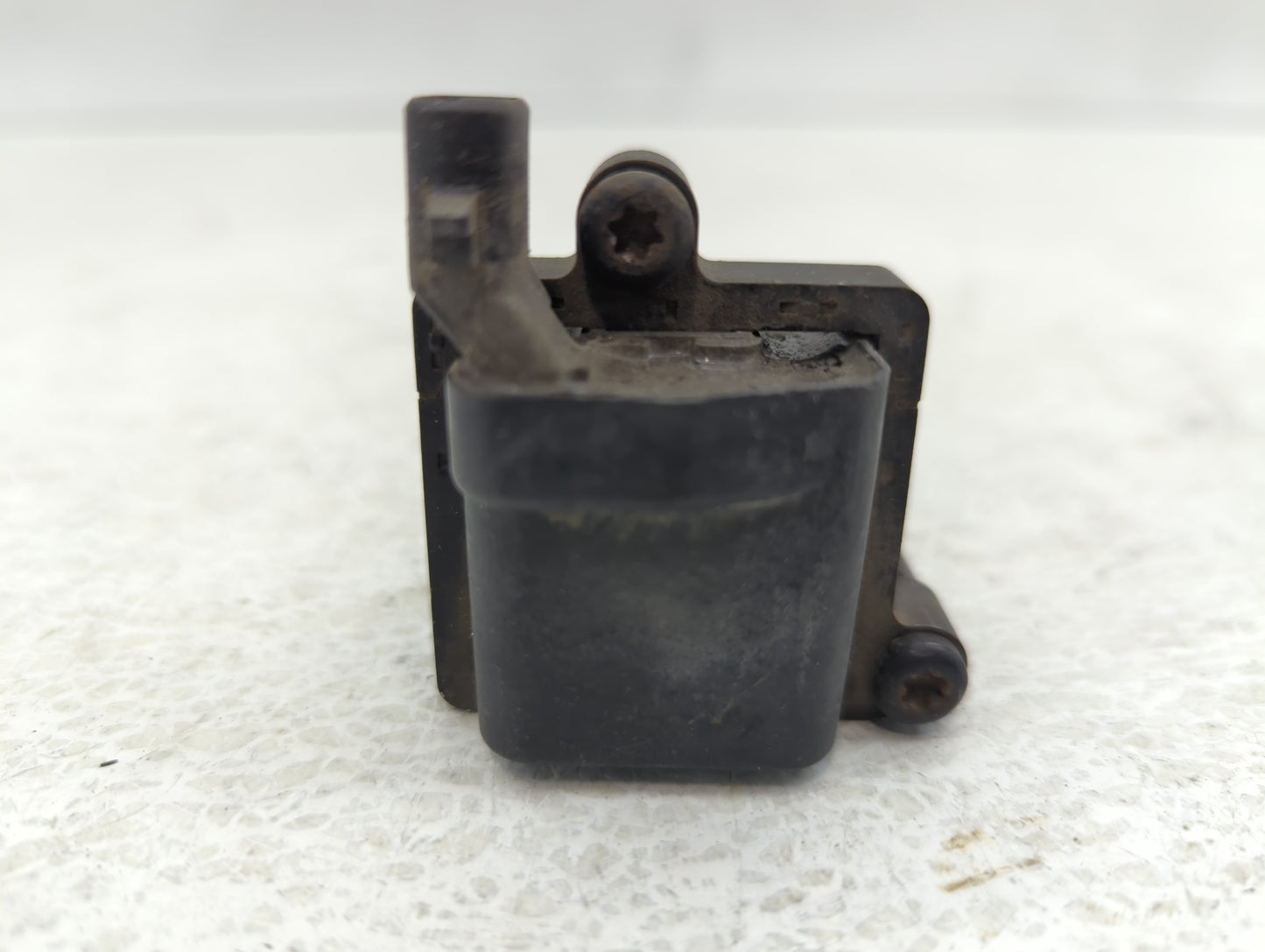 2004-2010 Chrysler Pt Cruiser Ignition Coil Igniter Pack - Oemusedautoparts1.com