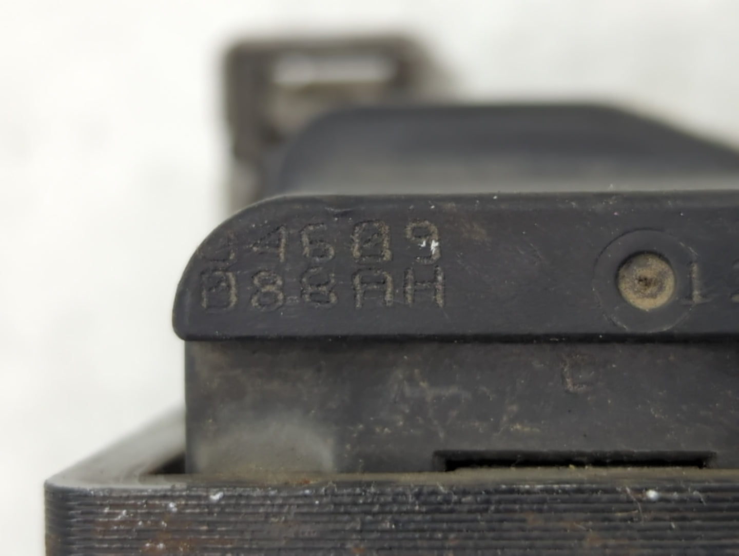 2004-2010 Chrysler Pt Cruiser Ignition Coil Igniter Pack - Oemusedautoparts1.com