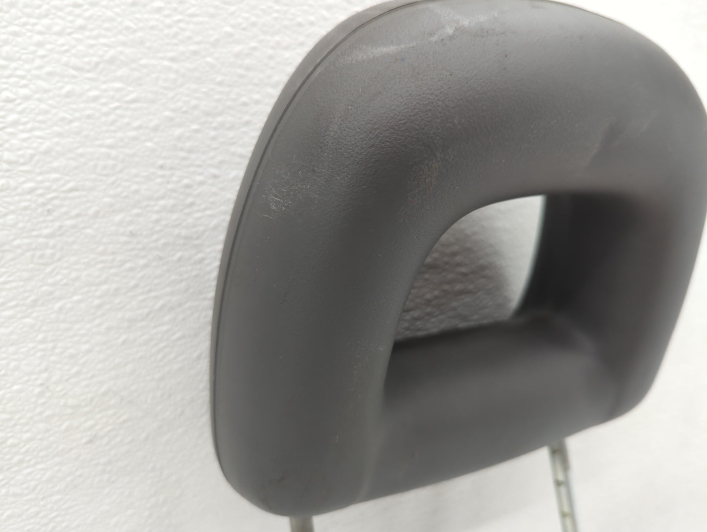 2007 Chrysler Pt Cruiser Headrest Head Rest Front Driver Passenger Seat - Oemusedautoparts1.com