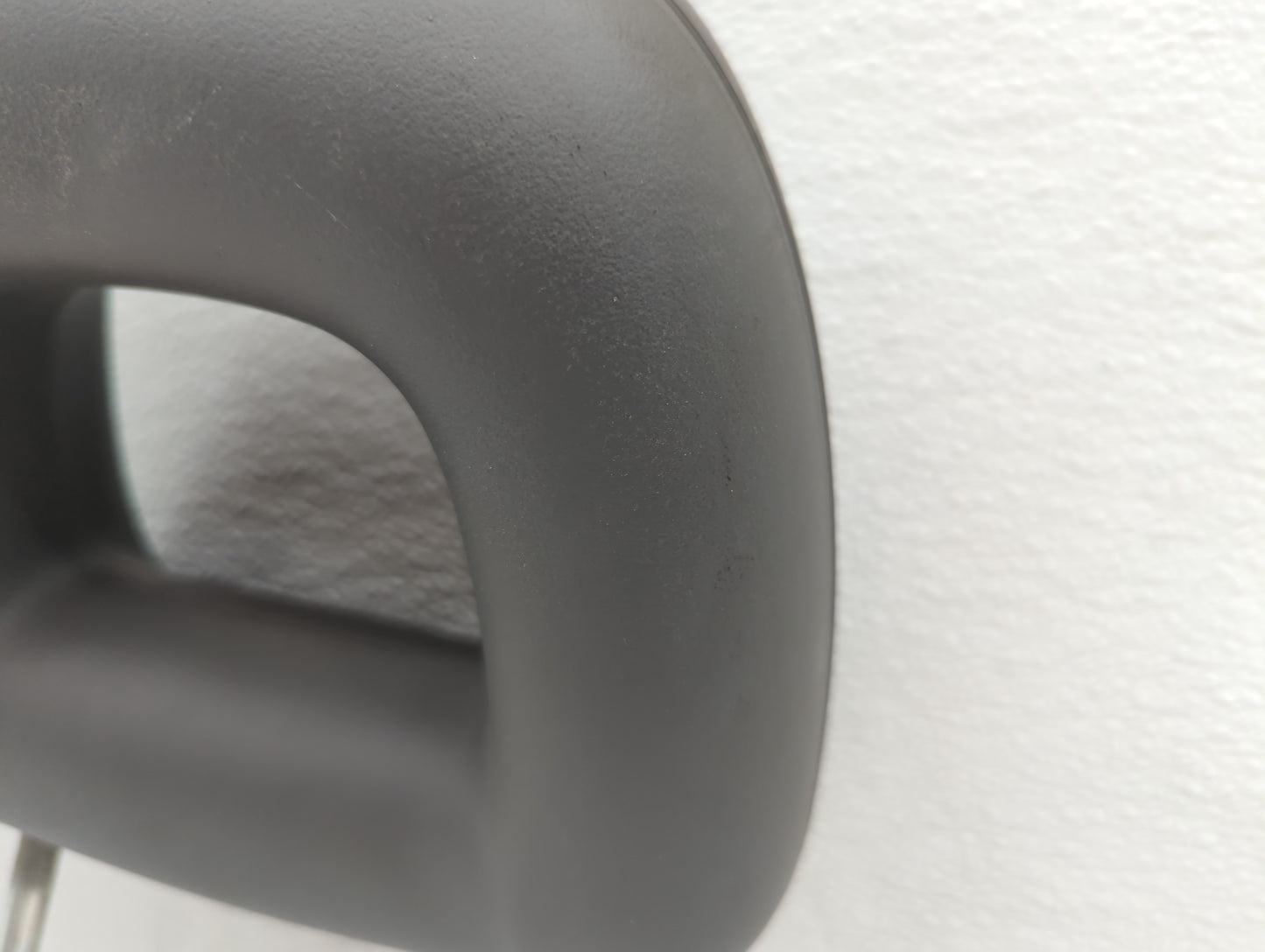 2007 Chrysler Pt Cruiser Headrest Head Rest Front Driver Passenger Seat - Oemusedautoparts1.com