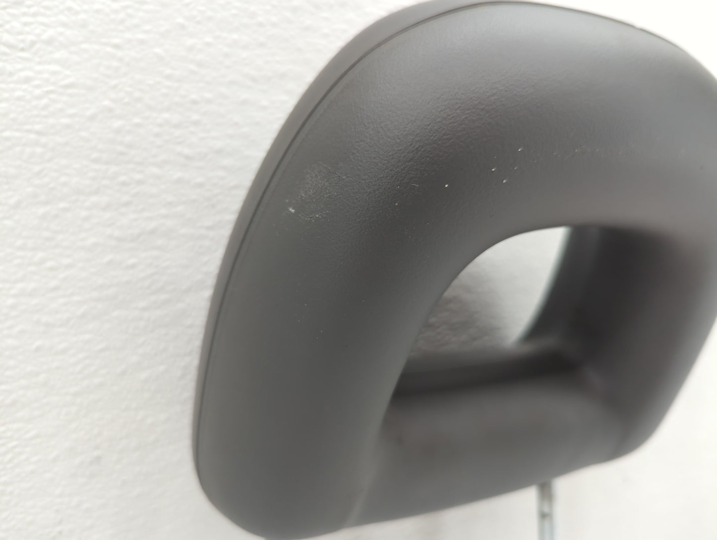 2007 Chrysler Pt Cruiser Headrest Head Rest Front Driver Passenger Seat - Oemusedautoparts1.com