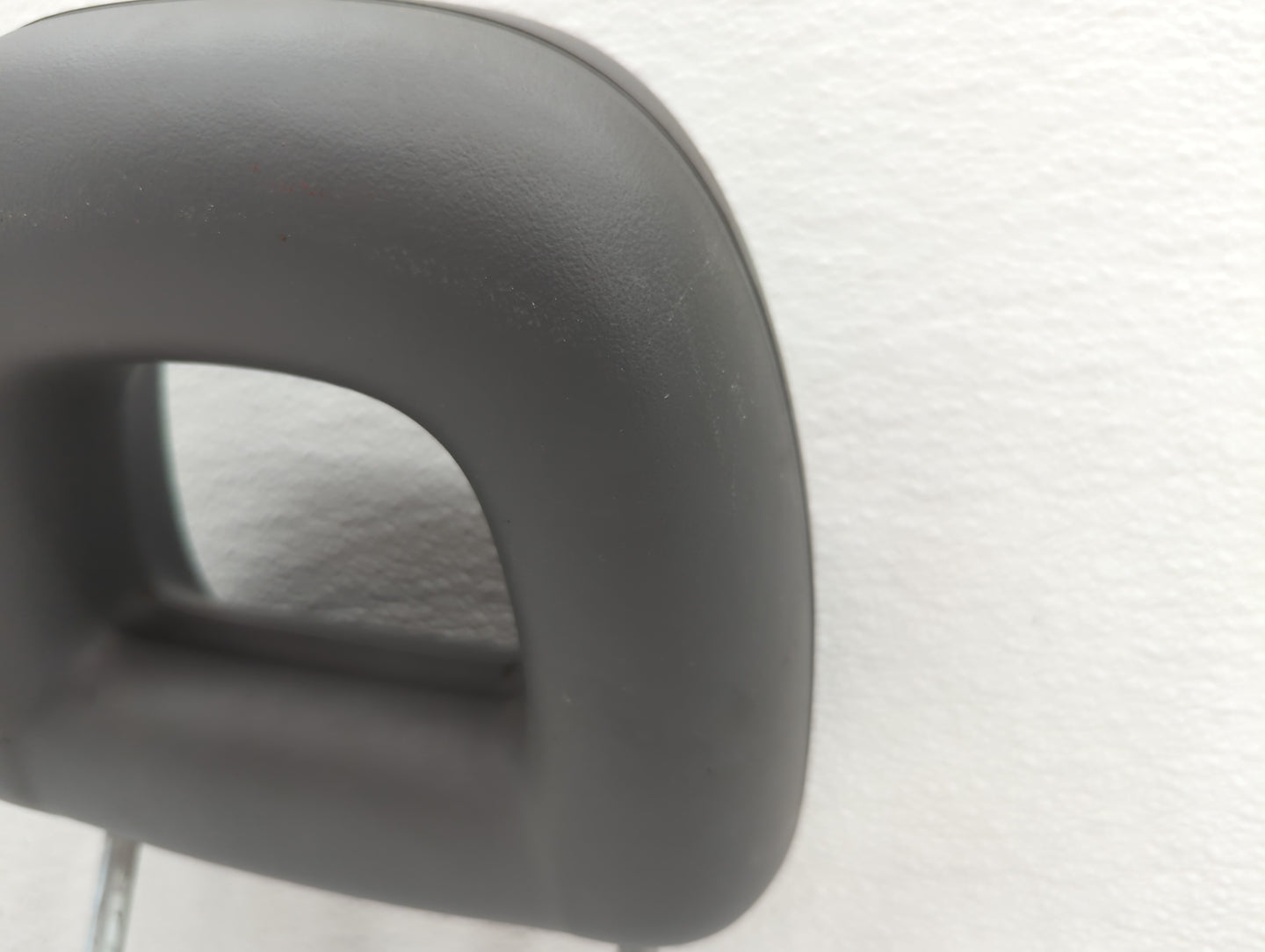 2007 Chrysler Pt Cruiser Headrest Head Rest Front Driver Passenger Seat - Oemusedautoparts1.com