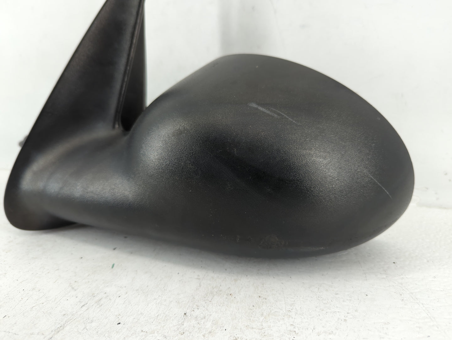 2007-2008 Chrysler Pt Cruiser Driver Side View Mirror - Left Door Mirror OEM Used - Oemusedautoparts1.com