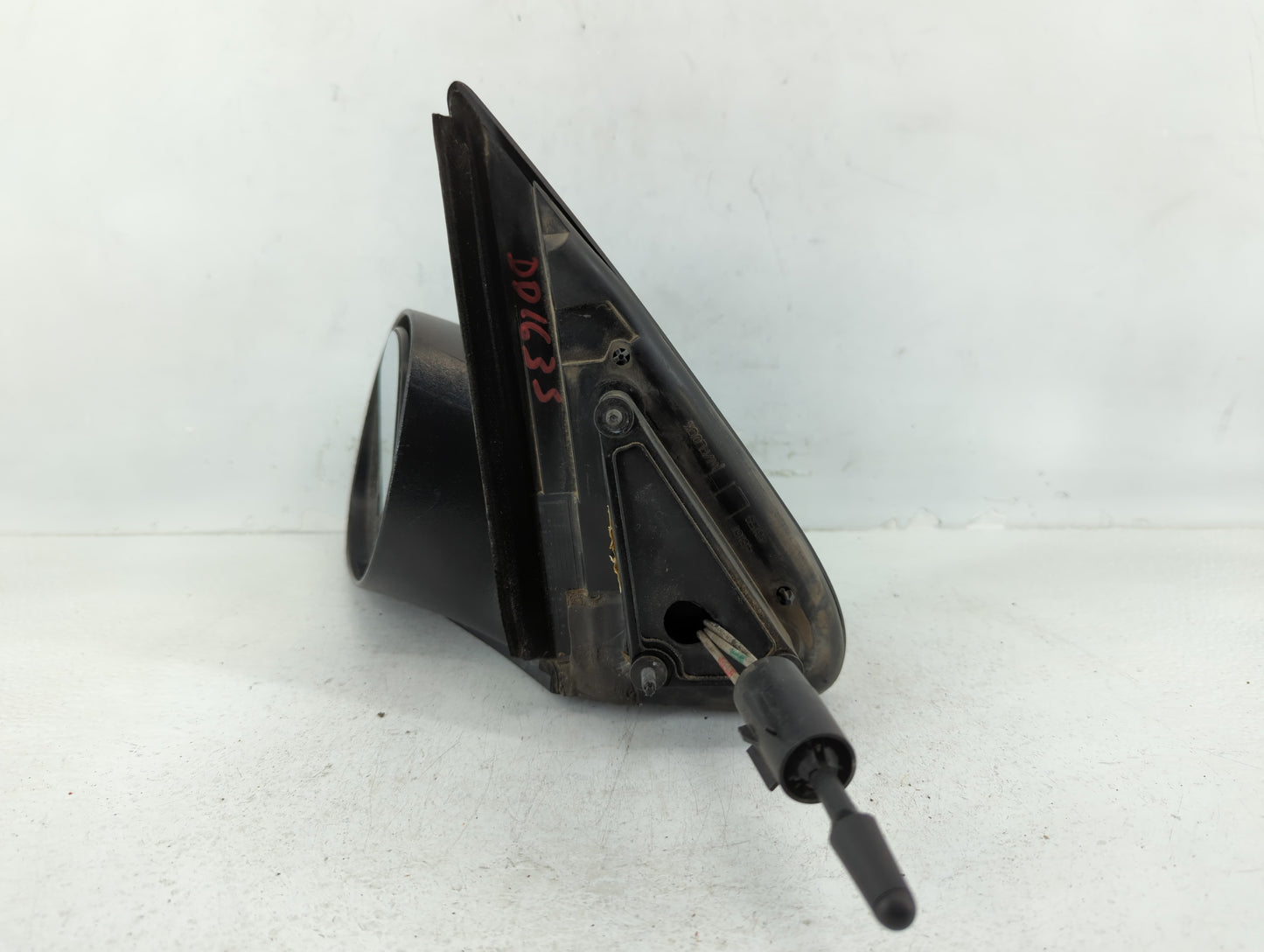 2007-2008 Chrysler Pt Cruiser Driver Side View Mirror - Left Door Mirror OEM Used - Oemusedautoparts1.com