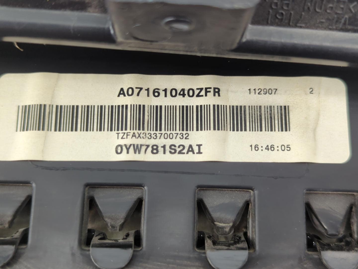 2006-2010 Chrysler Pt Cruiser Air Bag Driver Left Steering Wheel Mounted P/N:A07161040ZFR Fits Fits 2006 2007 2008 2009 2010